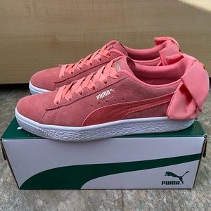 Puma Bow Sneakers size 6.5 Women